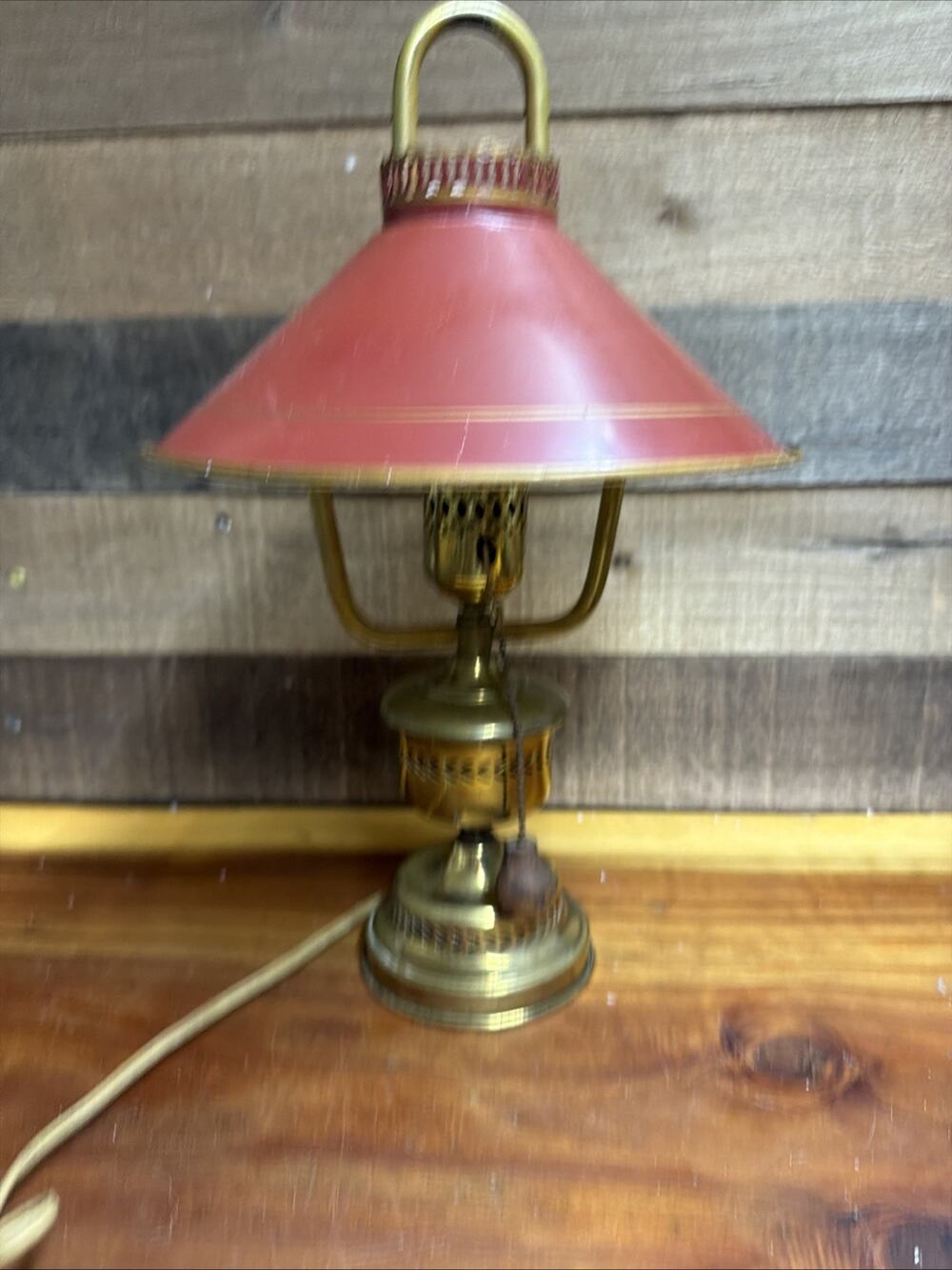 Vintage Underwriters Brass Portable Lamp With Maroon Rust Metal Shade 16”